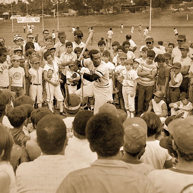 Clemente Swinging Flag