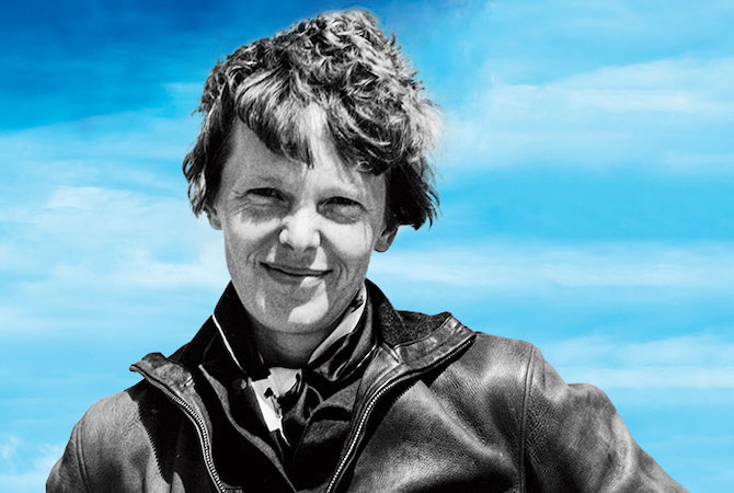 Amelia Earhart smiling